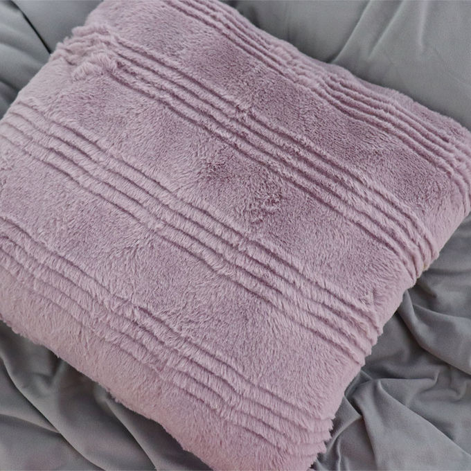 Wysoka odporność na barwy Ciepły zestaw kołdrów Faux Fur Plush Minky 3