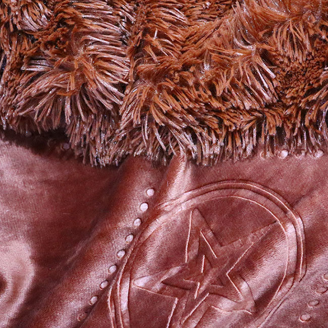 HomeLightweight Faux Fur Throw Blanket Wysoka wytrzymałość Płuszczowy futrowy koc 9