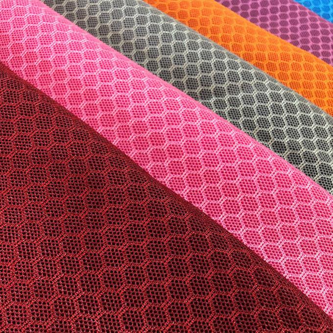 3mm Płytkowana siatka powietrzna 250GSM Polyester Sport Mesh Tkanina Przeciwczulna Do Bagażu 2