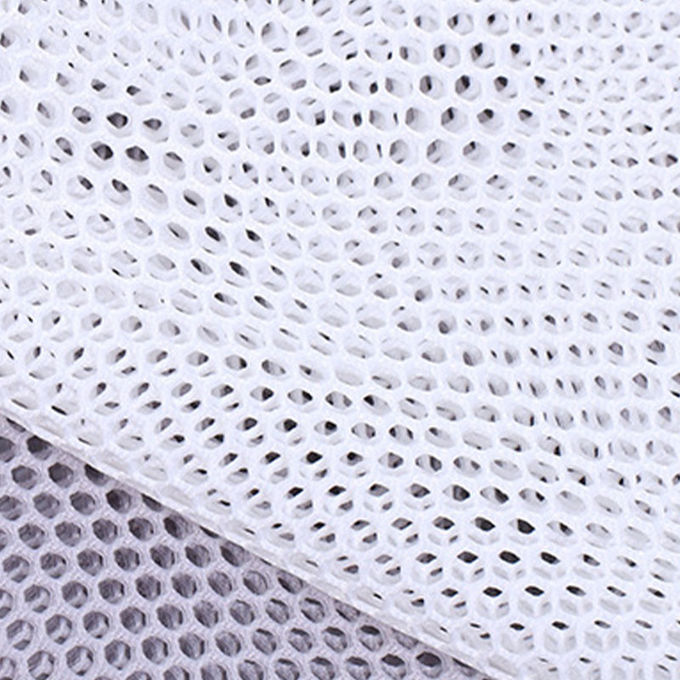 220gm Wodoporny Tkanina z siatki powietrznej Winklowany 100 Polyester Mesh For Beding 5